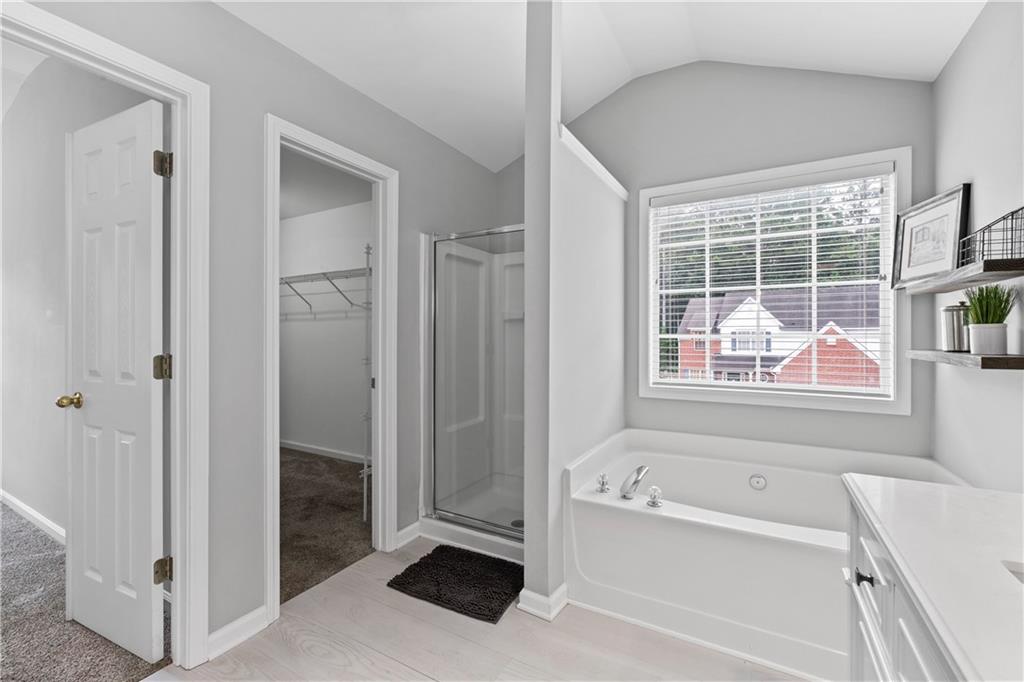 4419 Silver Ridge Way