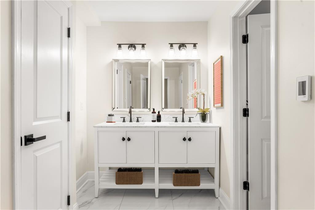 121 Peachtree Street