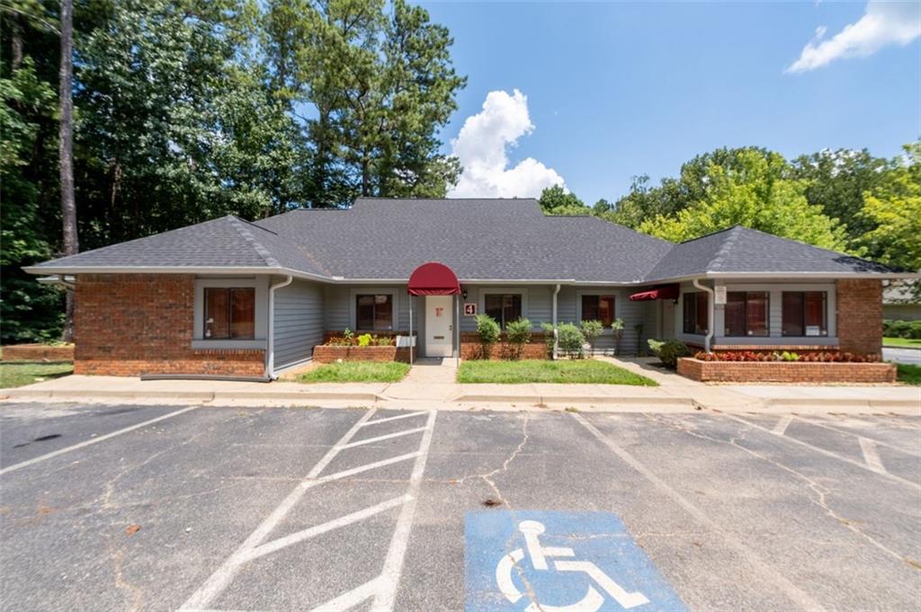 2950 STONE HOGAN CONN SW Bldg 4