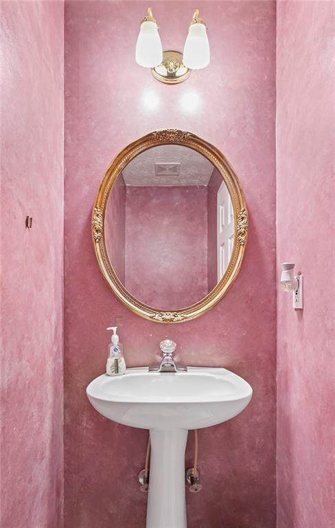 654 WEAVER FALLS Court