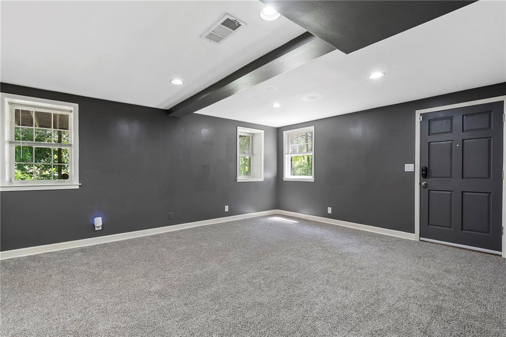 1190 W Wesley Road NW