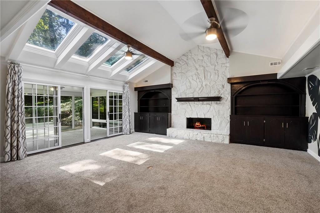 1190 W Wesley Road NW