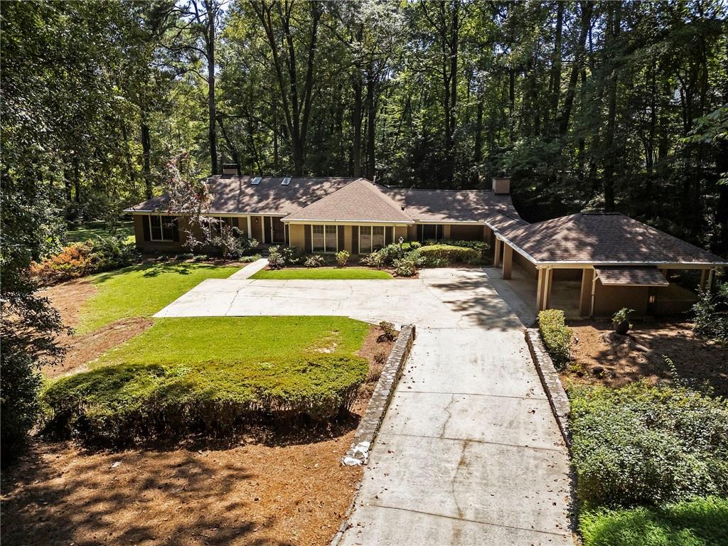 1190 W Wesley Road NW