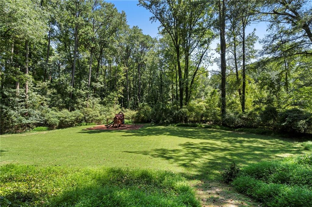 1190 W Wesley Road NW