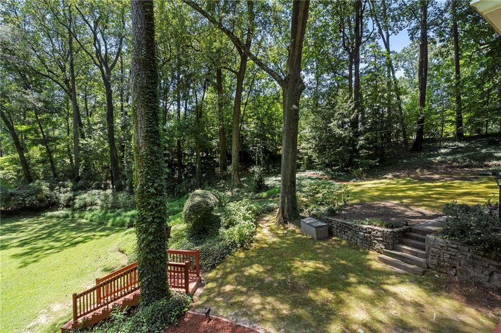 1190 W Wesley Road NW