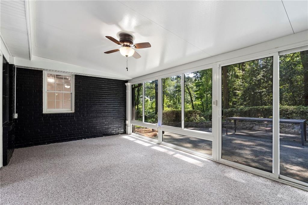 1190 W Wesley Road NW