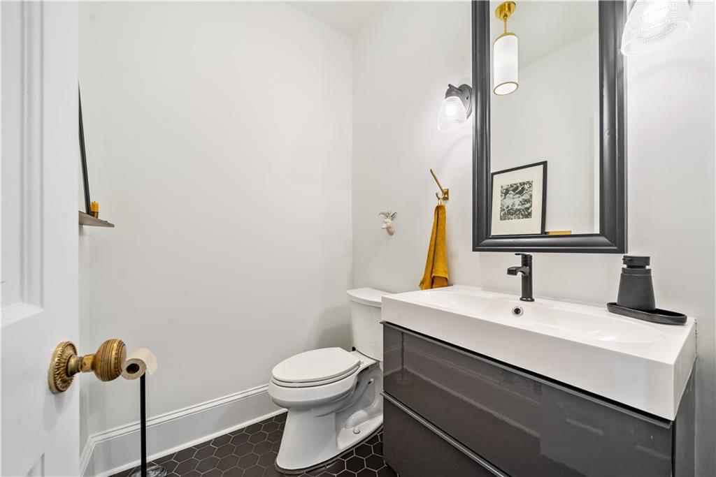 4411 Paces Battle NW