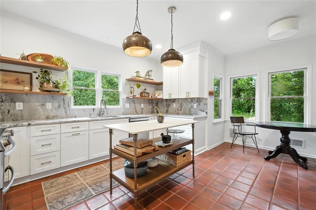 4411 Paces Battle NW