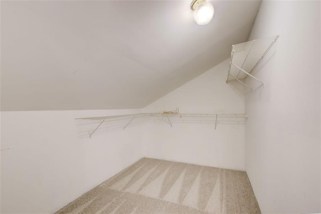 650 STRATFORD GREEN Way