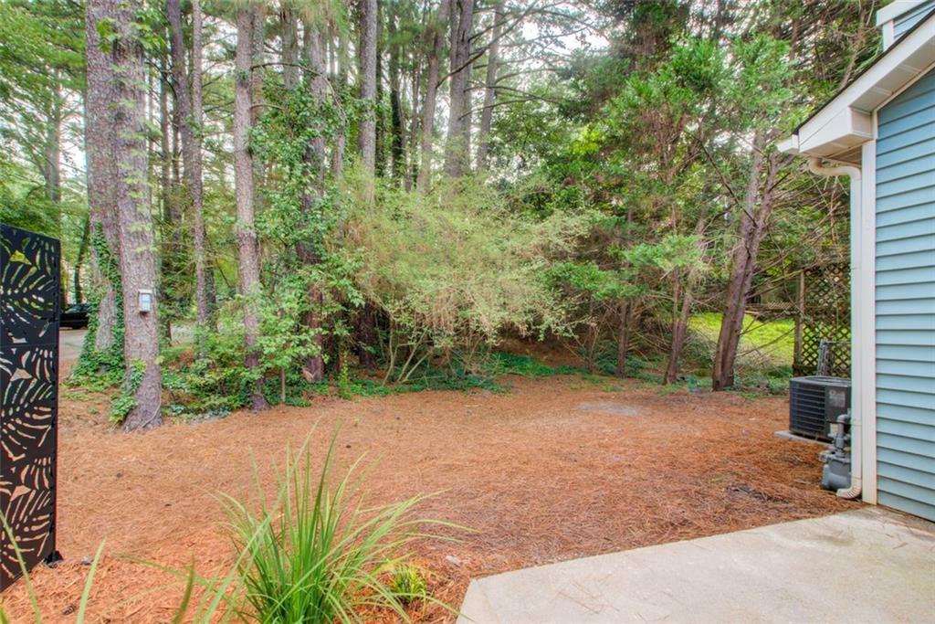 650 STRATFORD GREEN Way