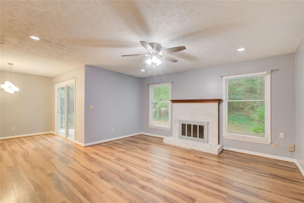 650 STRATFORD GREEN Way