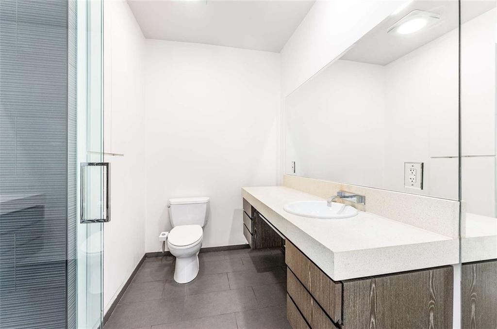 45 Ivan Allen Jr Boulevard NW Unit 2002