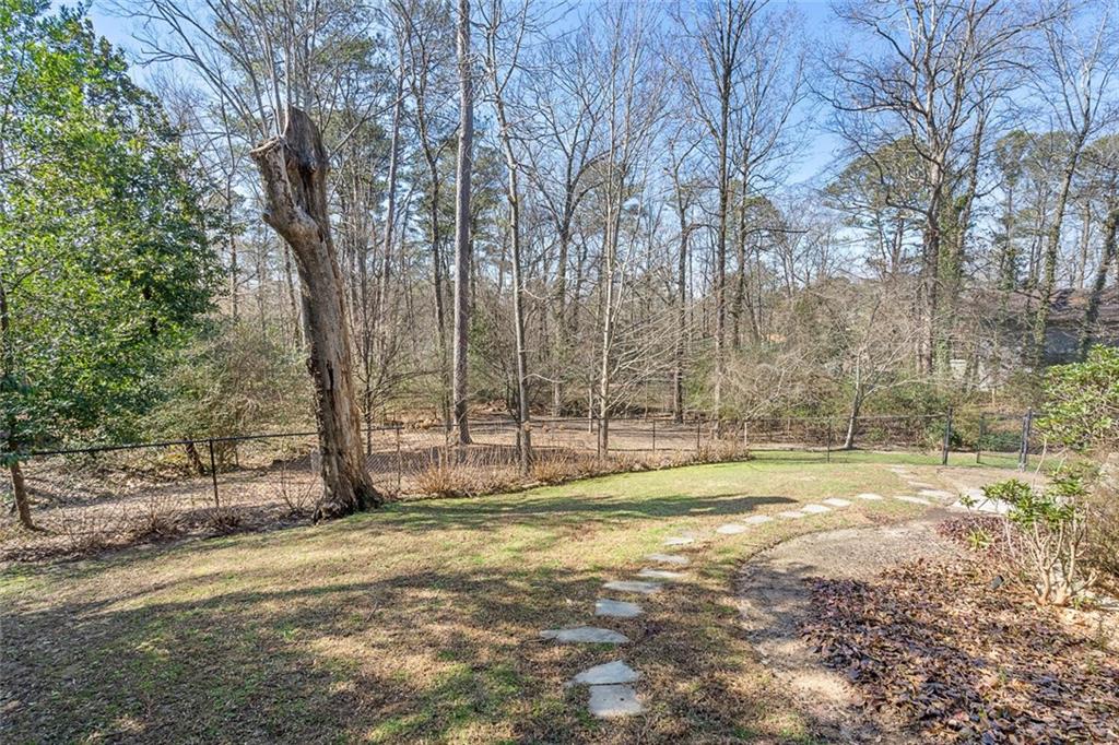1500 West Wesley Road NW