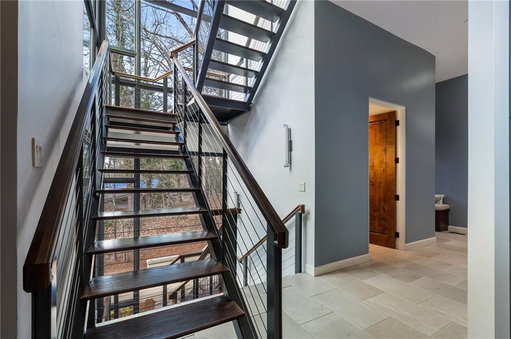 1500 West Wesley Road NW