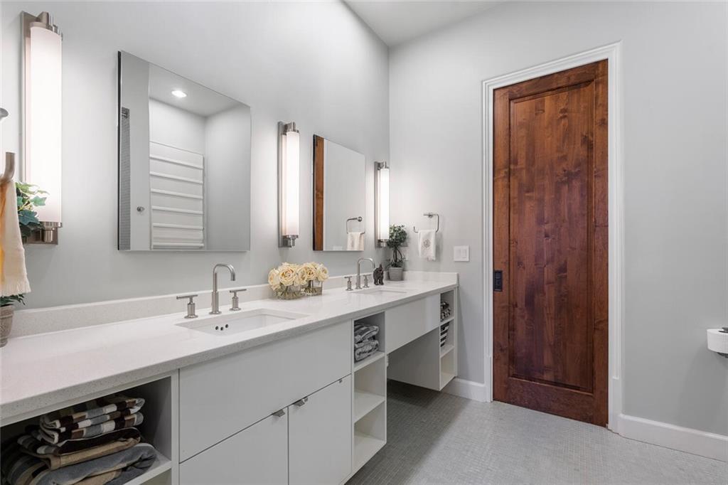 1500 West Wesley Road NW