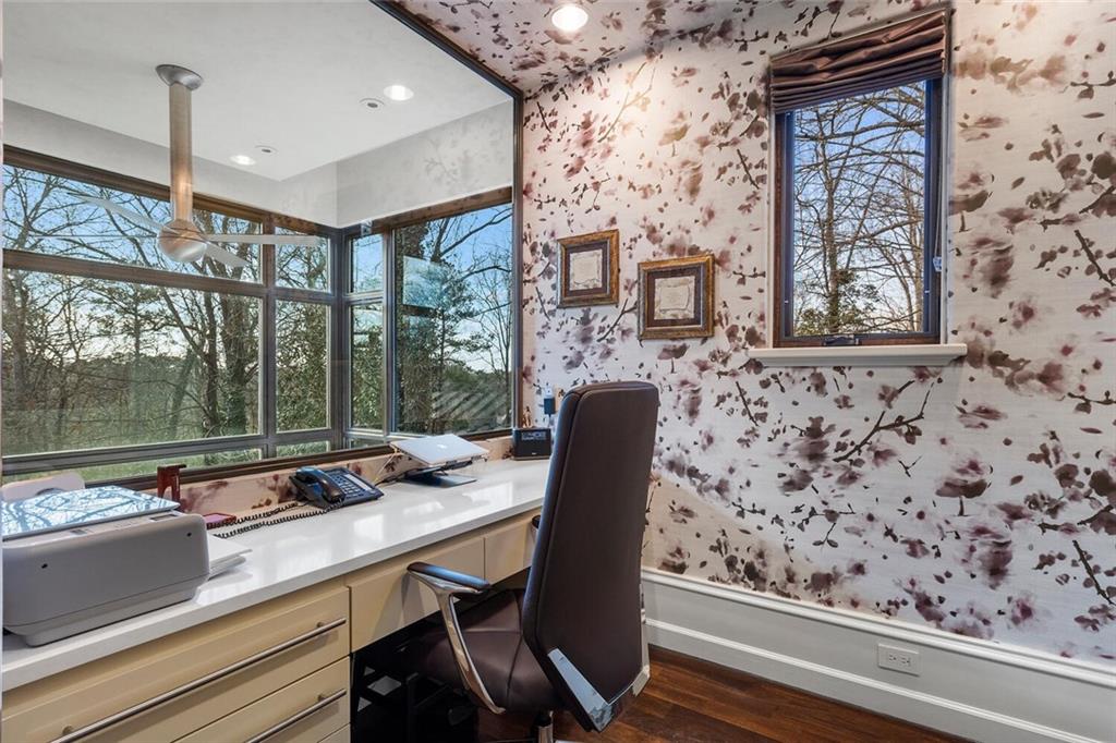 1500 West Wesley Road NW