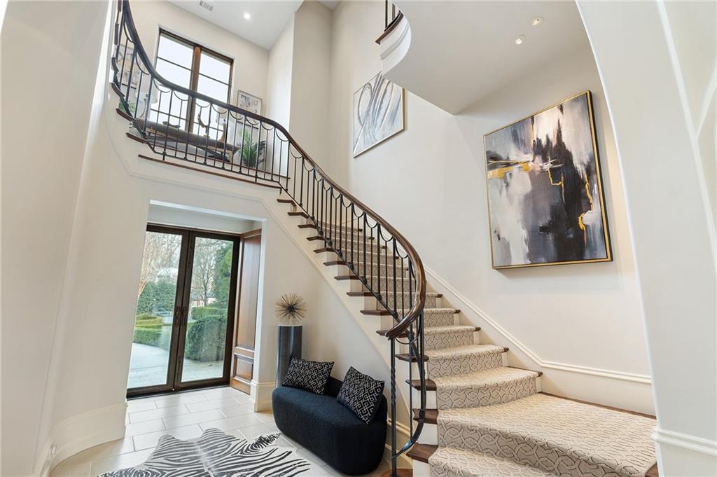 1500 West Wesley Road NW