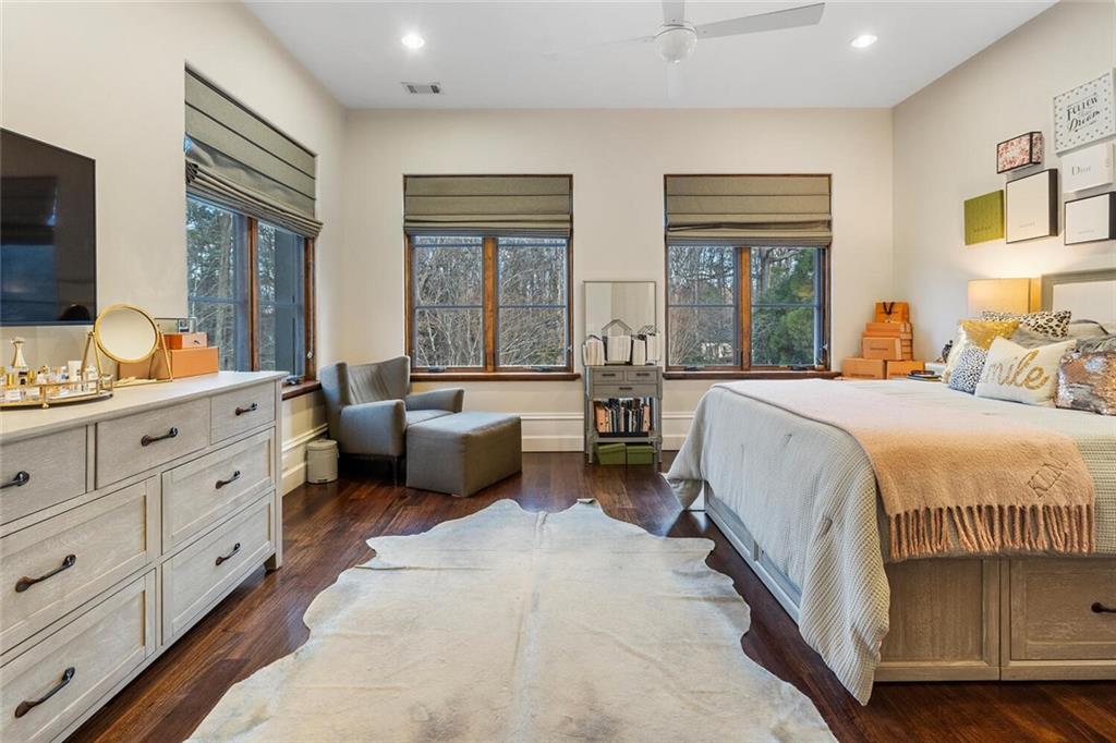 1500 West Wesley Road NW