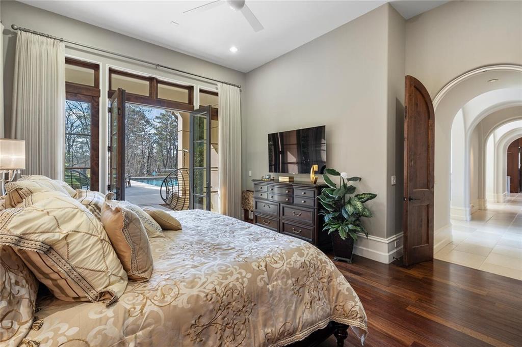 1500 West Wesley Road NW