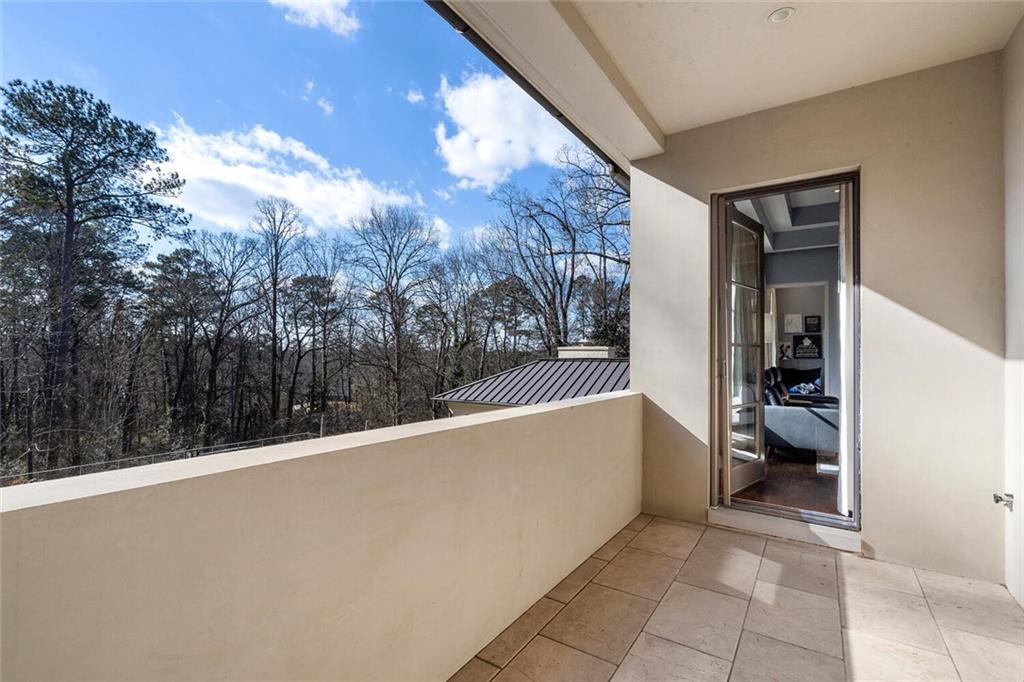 1500 West Wesley Road NW