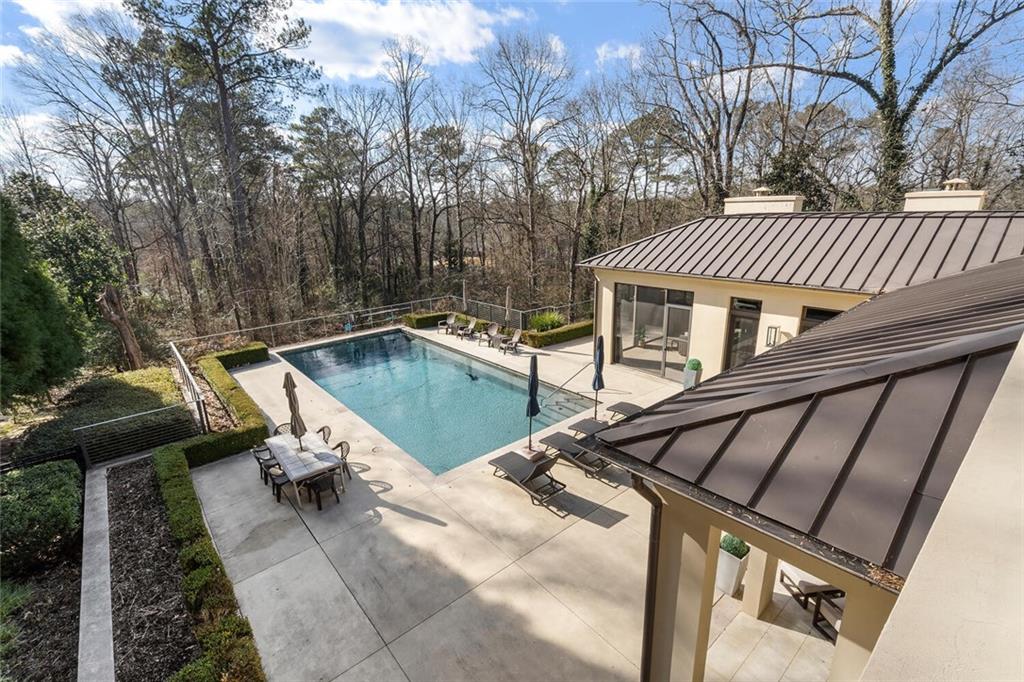 1500 West Wesley Road NW