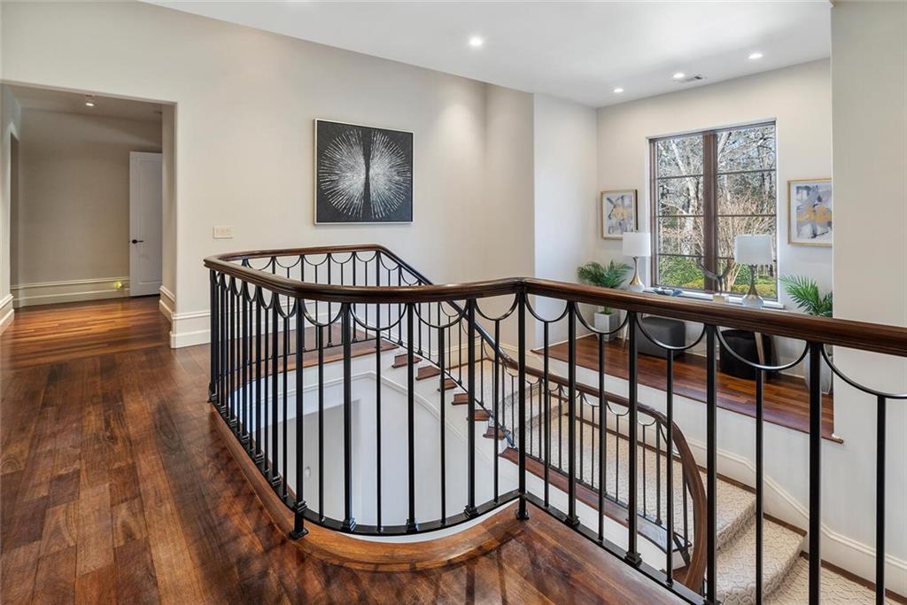 1500 West Wesley Road NW