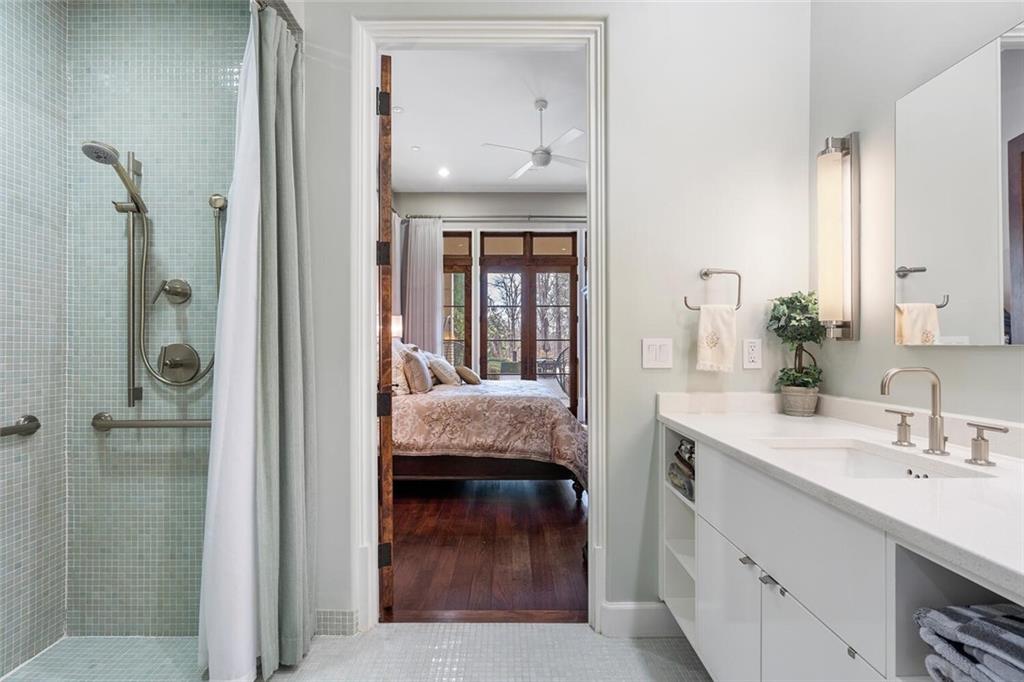 1500 West Wesley Road NW