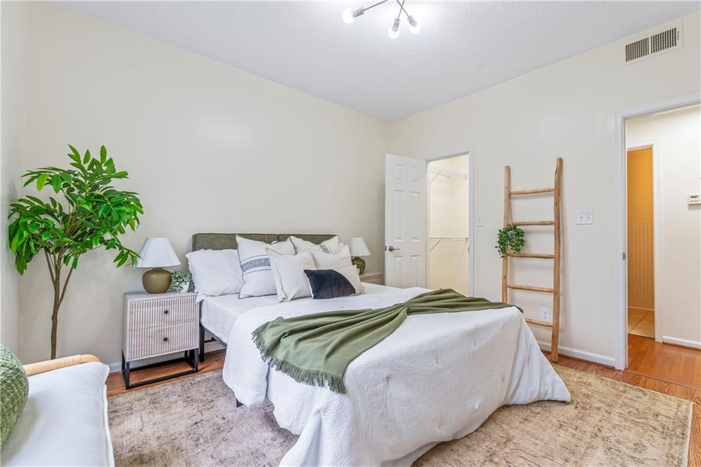 1250 Parkwood Circle SE Unit 2312