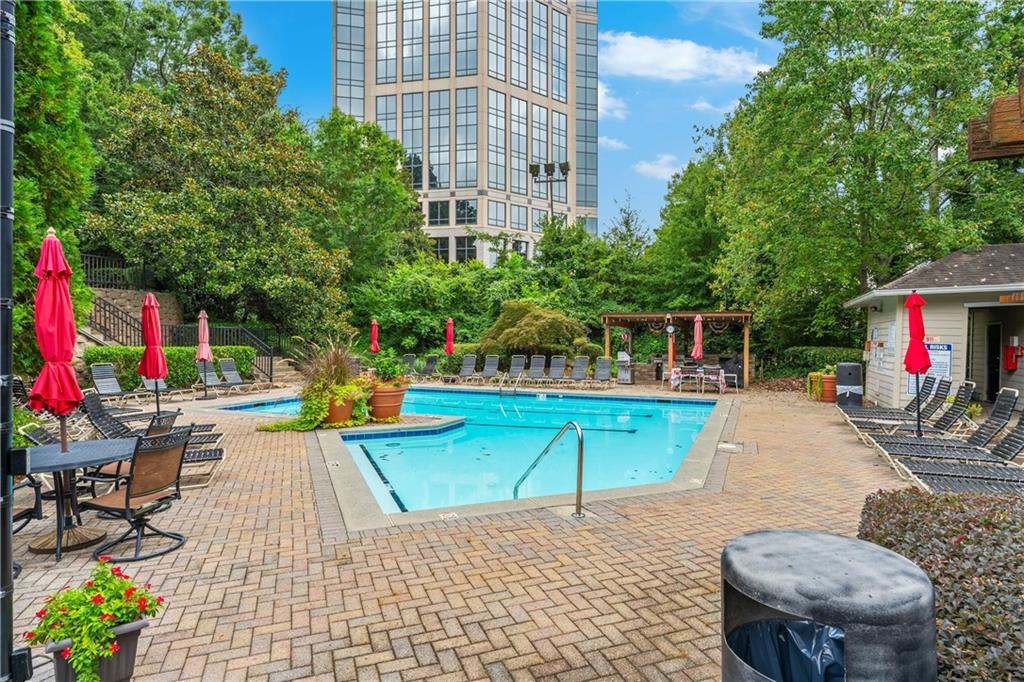 1250 Parkwood Circle SE Unit 2312