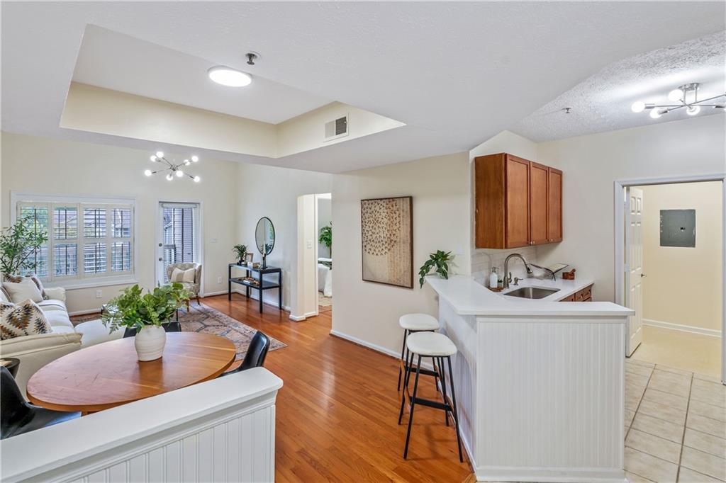 1250 Parkwood Circle SE Unit 2312