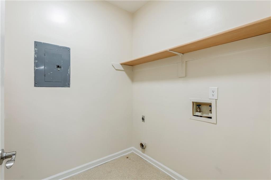 1250 Parkwood Circle SE Unit 2312