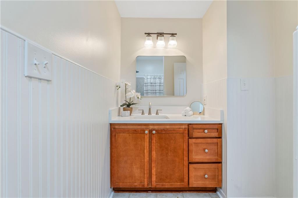 1250 Parkwood Circle SE Unit 2312