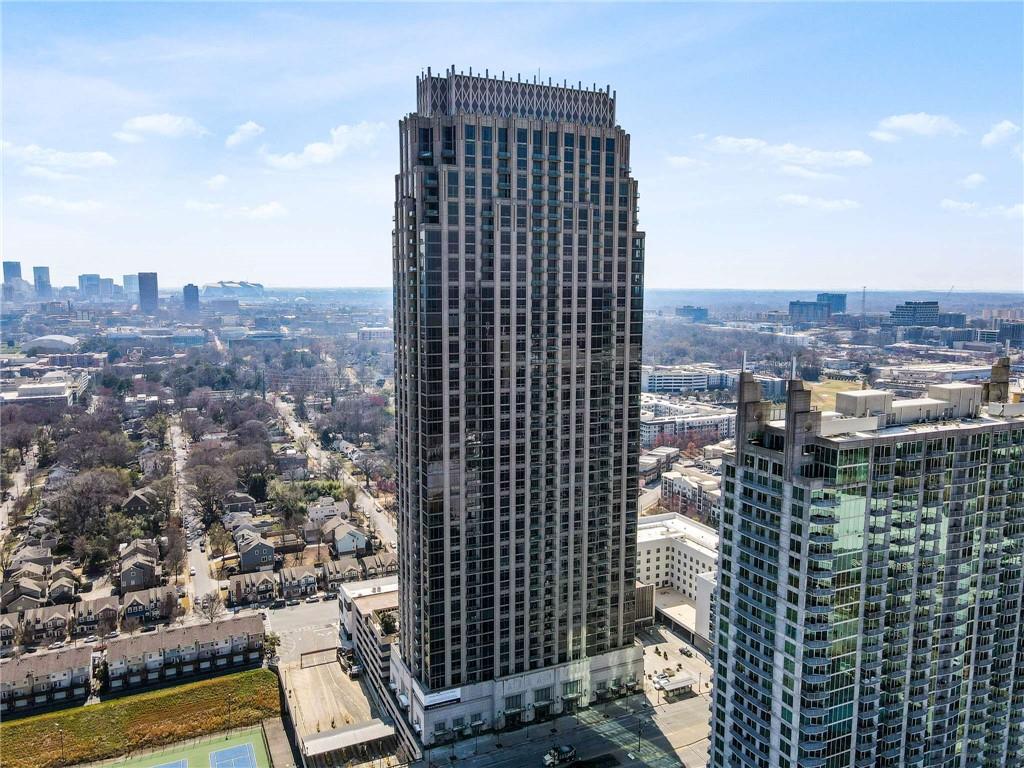 270 17th Street NW Unit 813