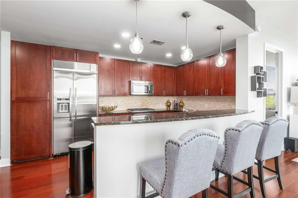 270 17th Street NW Unit 813