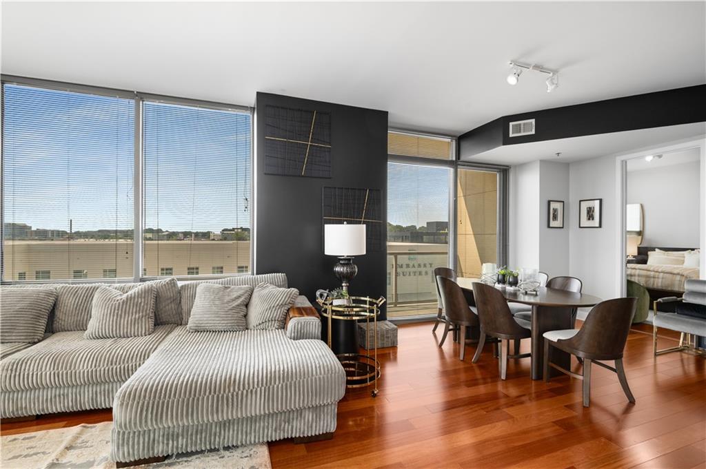 270 17th Street NW Unit 813