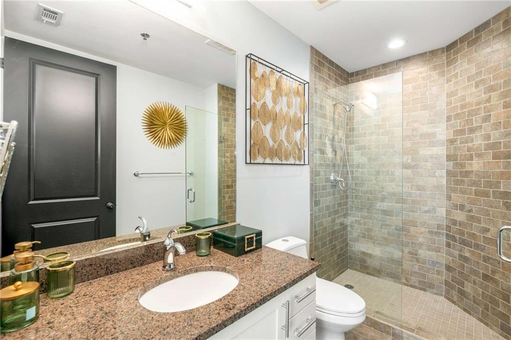 270 17th Street NW Unit 813