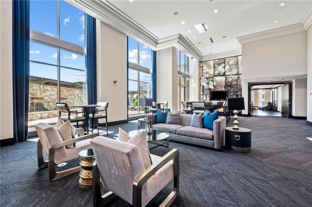 270 17th Street NW Unit 813