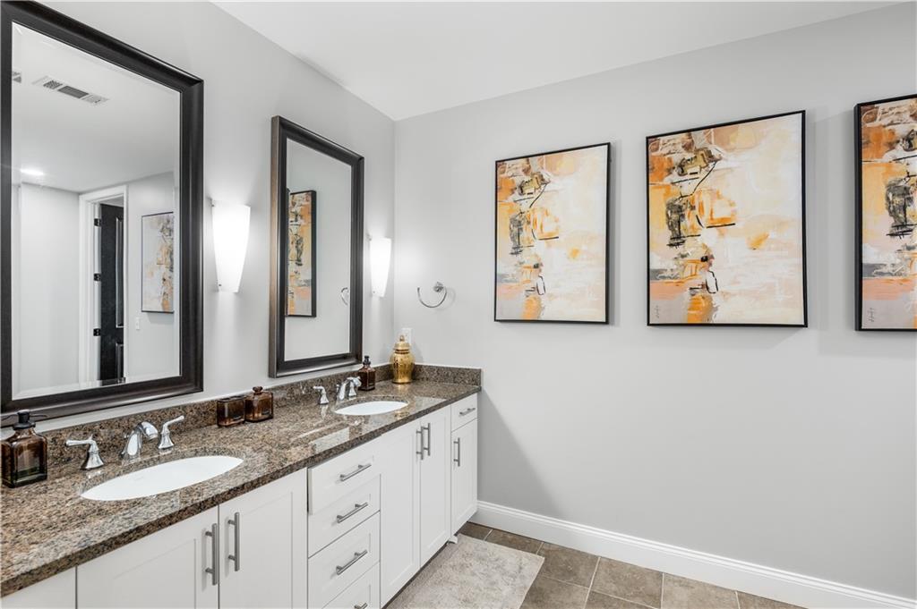 270 17th Street NW Unit 813