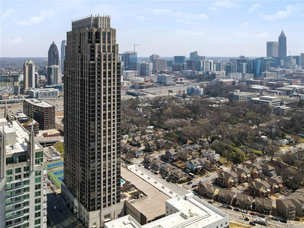 270 17th Street NW Unit 813