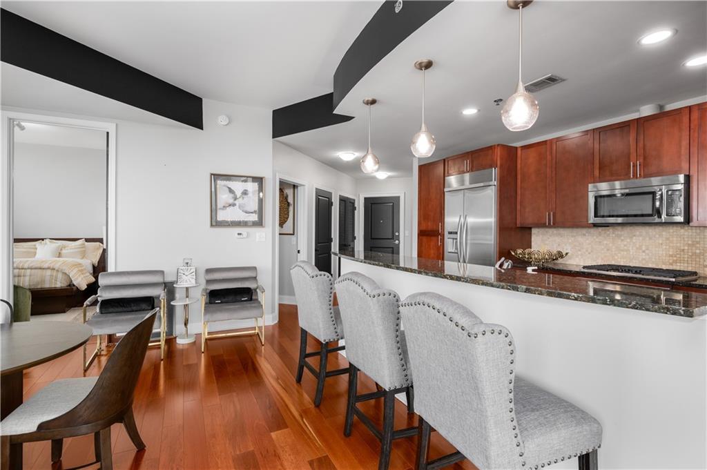 270 17th Street NW Unit 813