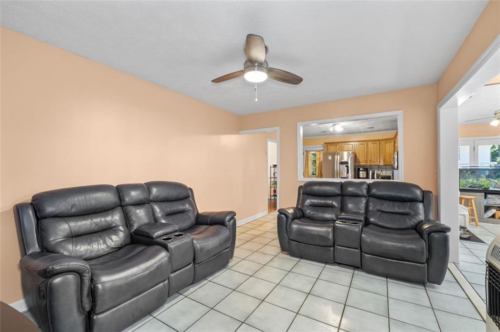 2244 BOLLINGBROOK Drive SW