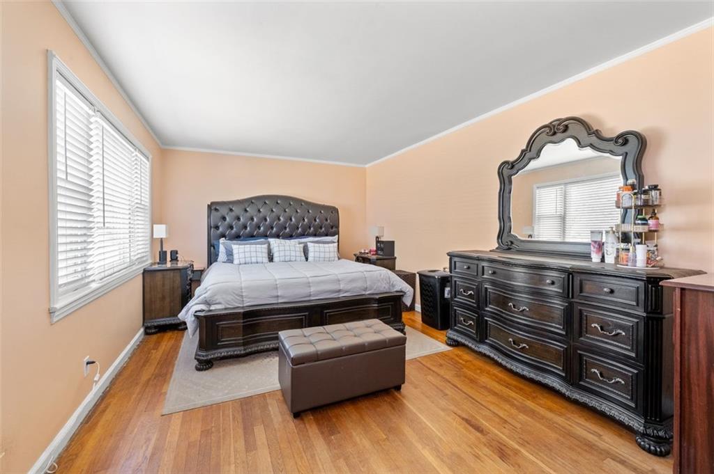 2244 BOLLINGBROOK Drive SW