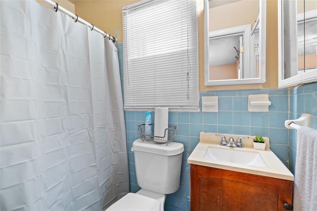 2244 BOLLINGBROOK Drive SW