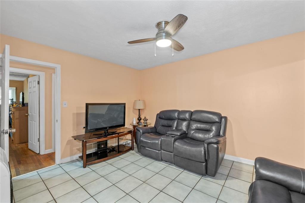 2244 BOLLINGBROOK Drive SW