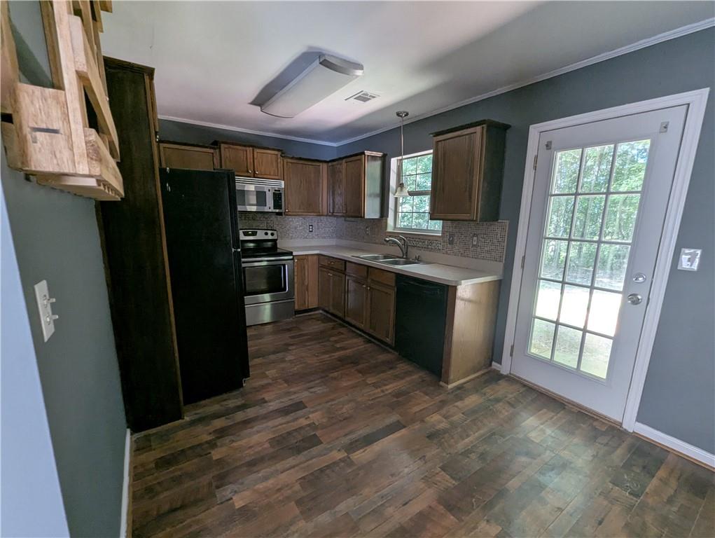 148 PEBBLE CREEK Drive