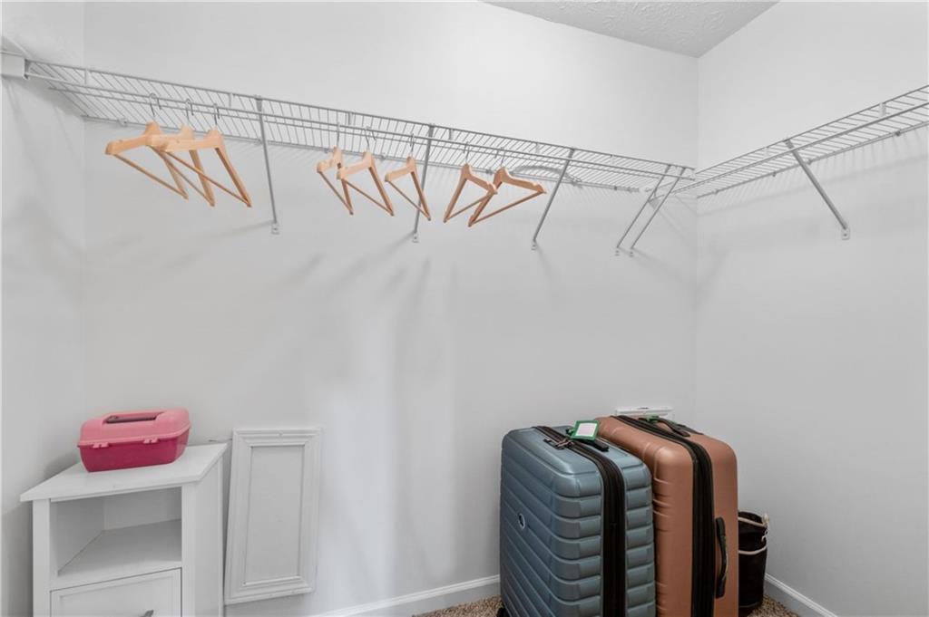 2826 SNAPFINGER Manor