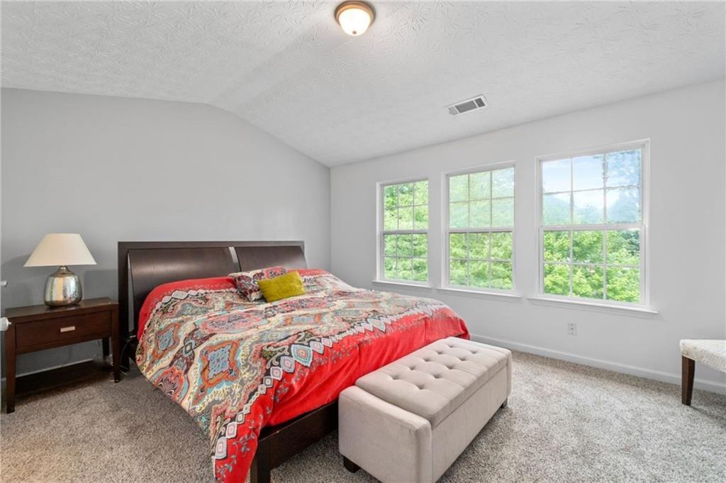 2826 SNAPFINGER Manor