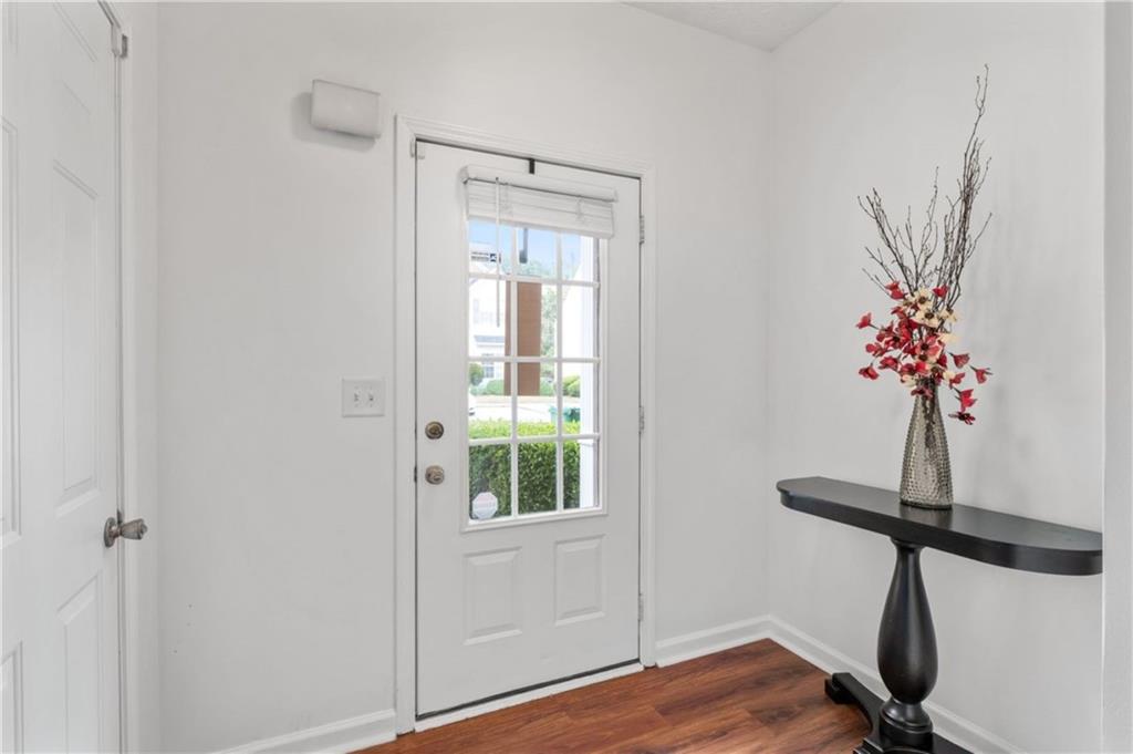 2826 SNAPFINGER Manor