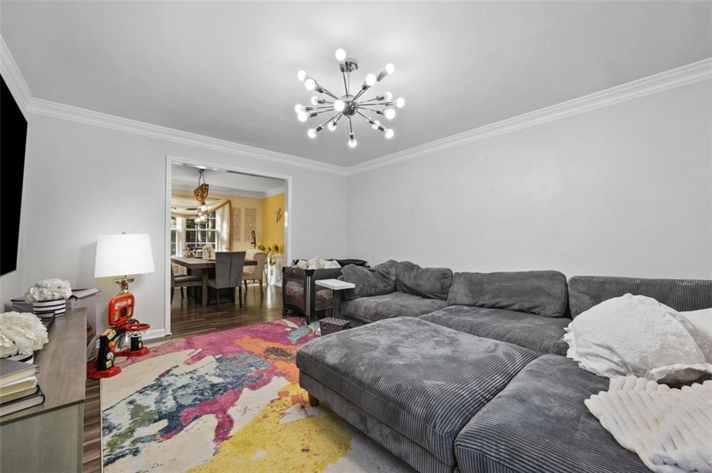 1415 SUMMIT CHASE Drive SW