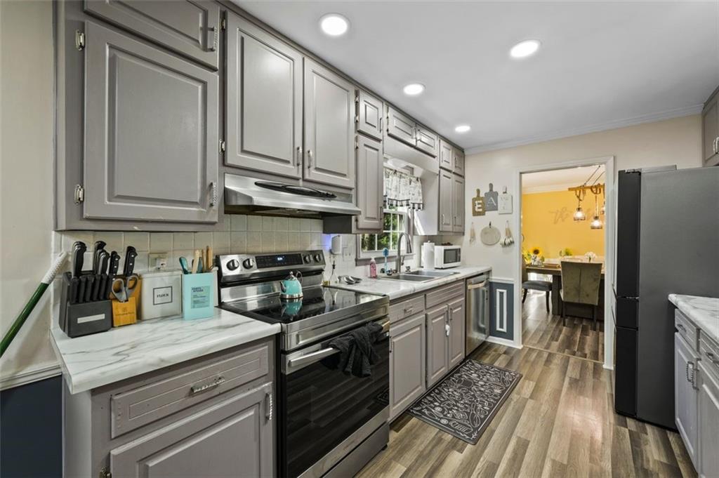 1415 SUMMIT CHASE Drive SW